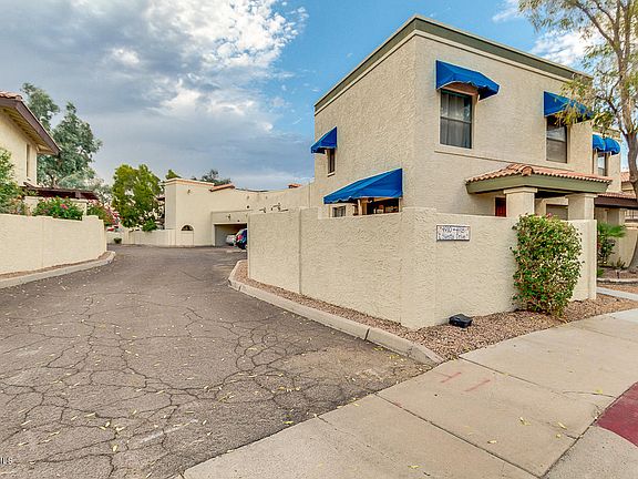 3rd image of 4914 E Siesta Dr Unit 2