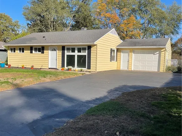758 Dewitt Rd, Webster, NY 14580