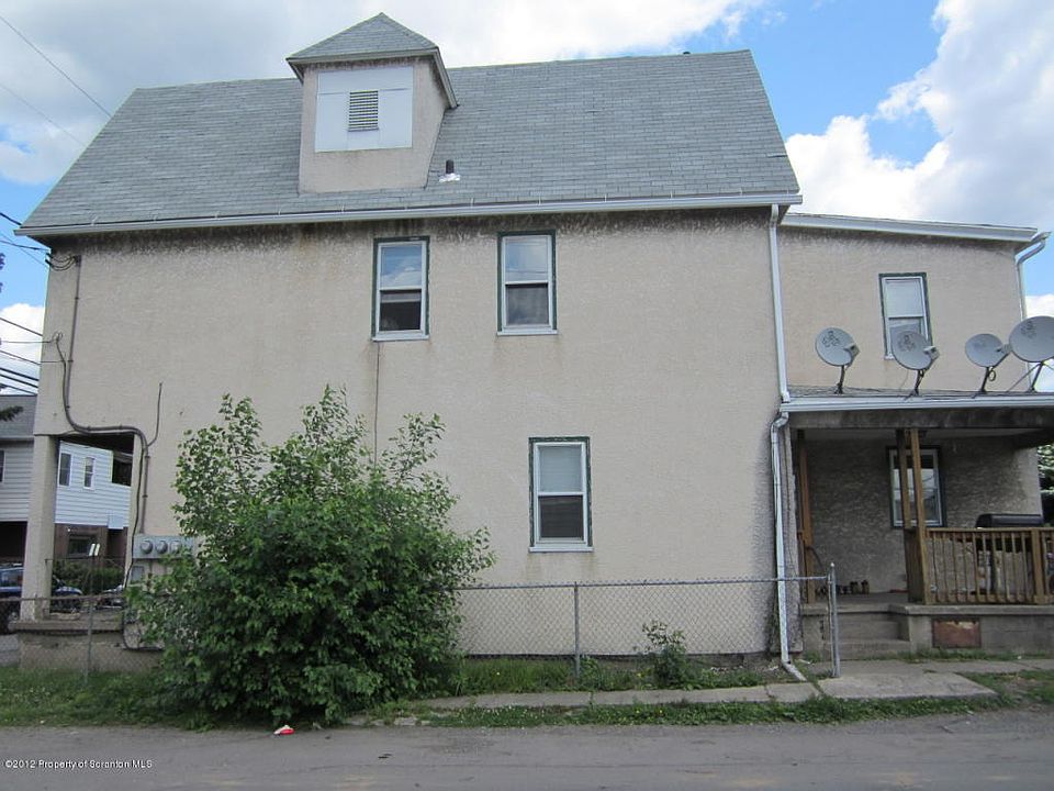 2nd image of 902 Albright Ave