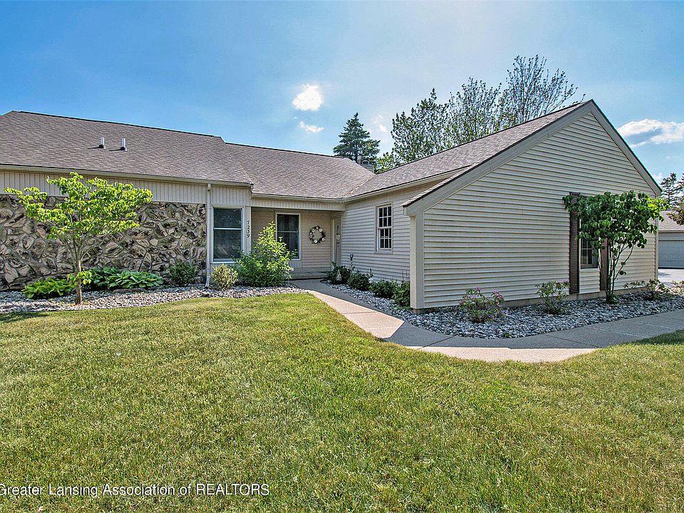 1st image of 7239 Creekside Dr Unit 34
