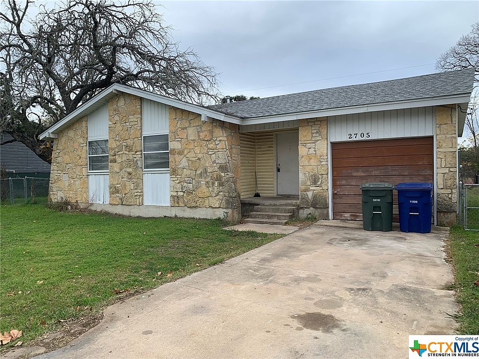 1st image of 2705 Live Oak Dr
