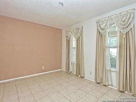 5th image of 2755 Lake Crystal St