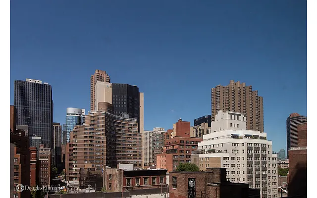 Sold by Douglas Elliman | media 17