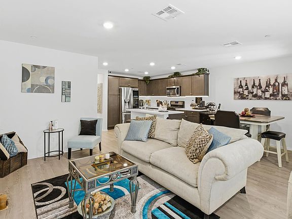 5th image of 28409 Oriole Way #1304