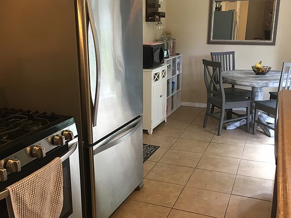 Kitchen with breakfast nook