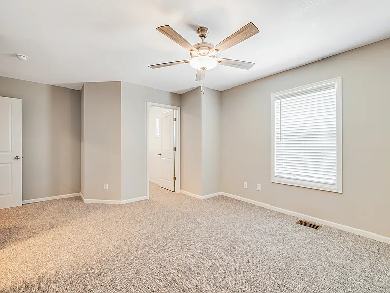 Pine Creek Townhomes — Photo 14