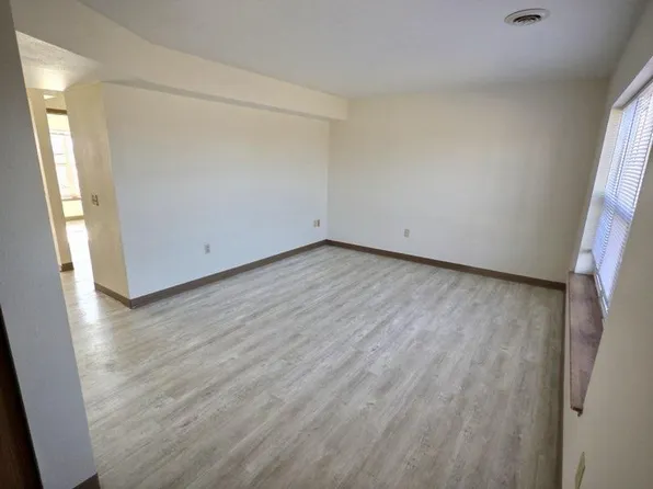 803-805 W Clayton Ave #803, Clayton, WI 54004