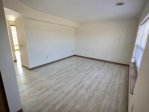 803-805 W Clayton Ave #803 Photo 1