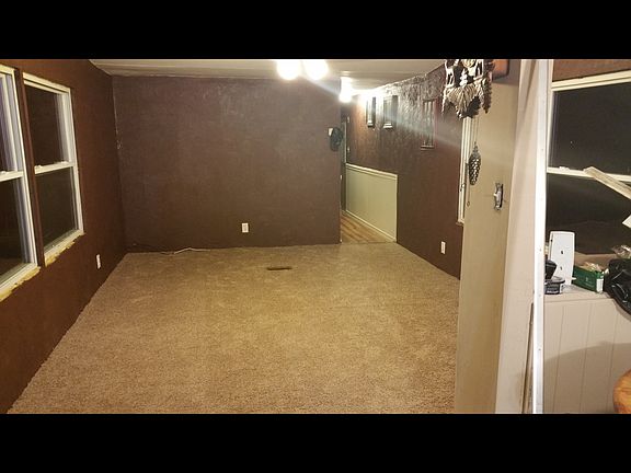 4th image of 1079 Burgoyne Ave Trlr 11
