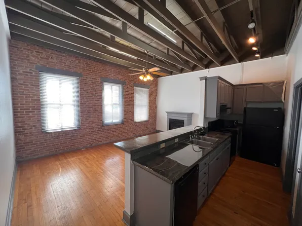 315 W Main St #8, Waxahachie, TX 75165