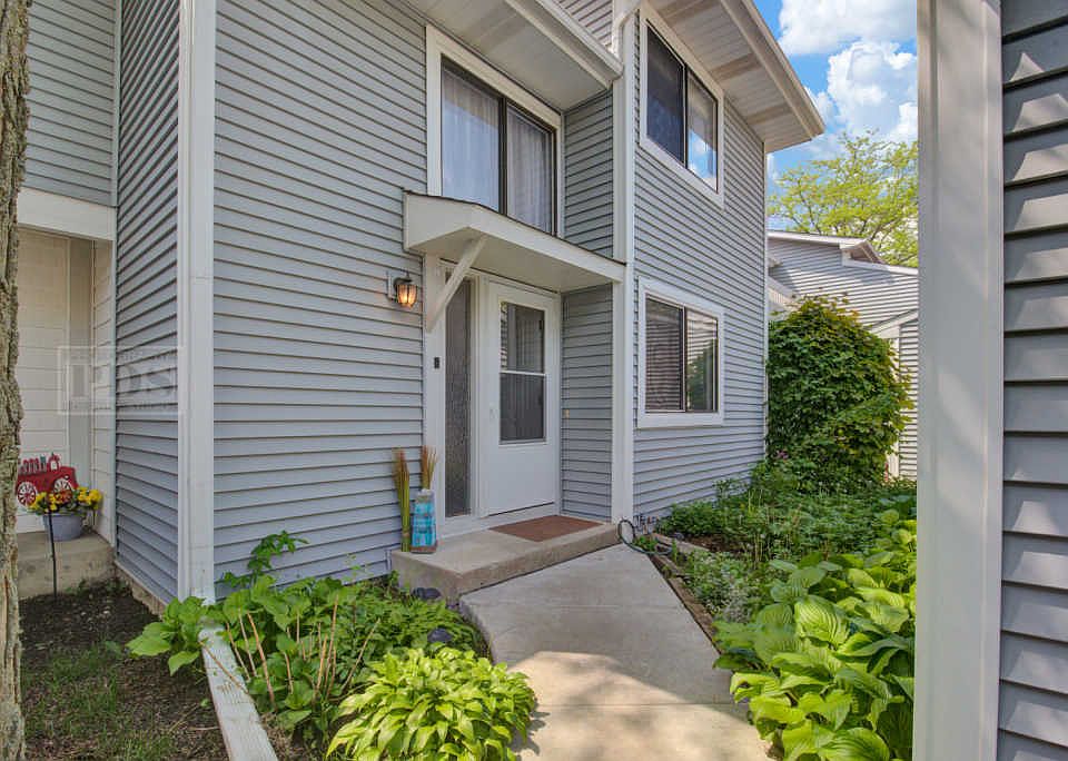 1st image of 1060 Cumberland Ct