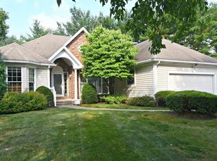 273 Lake Pointe Dr, Akron, OH 44333