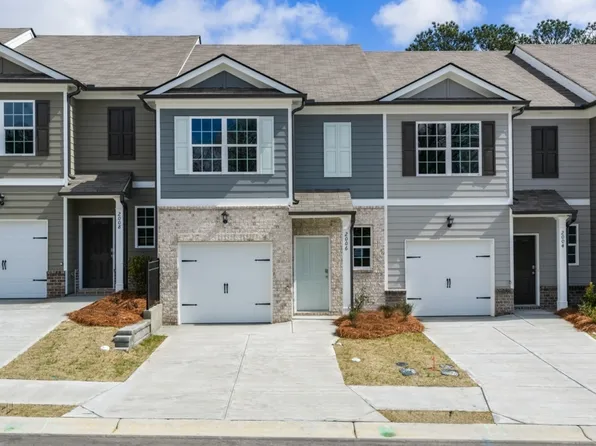 2006 Roseleigh Dr, Douglasville, GA 30134
