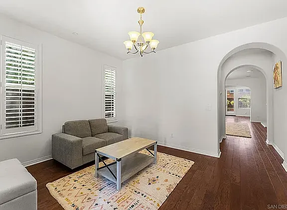 10449 Monterey Ridge Dr — Photo 3