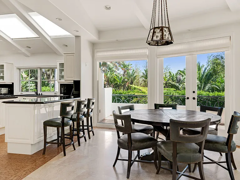 28899 Cliffside Dr — Photo 13