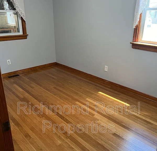 9505 Nandina Dr — Photo 5