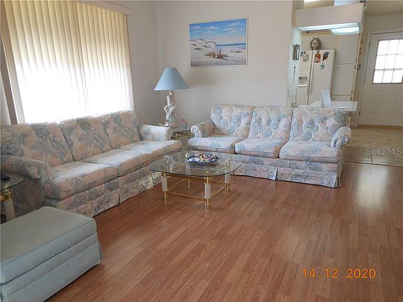5th image of 714 Vista Pl
