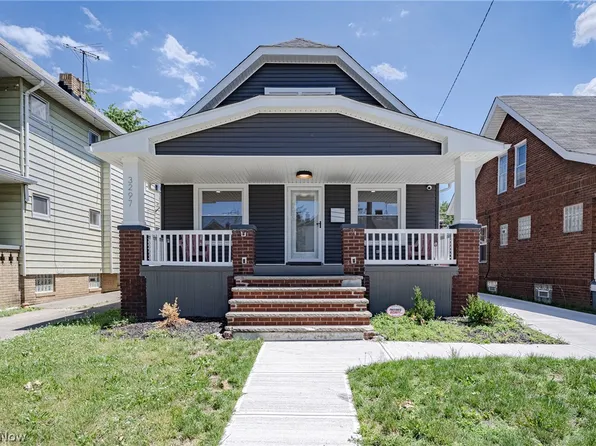 3297 W 127th St, Cleveland, OH 44111