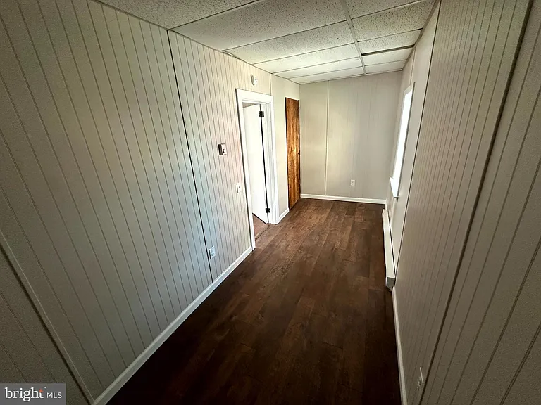 5 S 3rd St #B — Photo 9