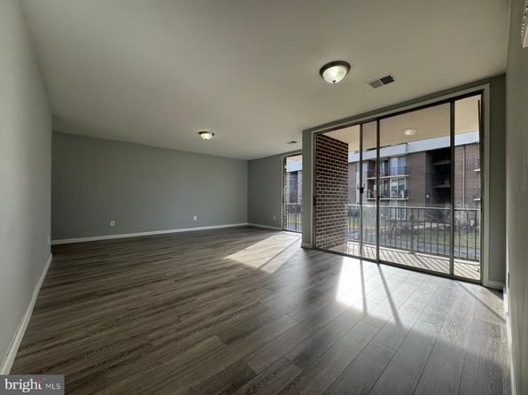 10234 Prince Pl UNIT 17-101, Upper Marlboro, MD 20774