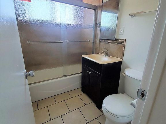 5th image of 4048 W 139th St #G