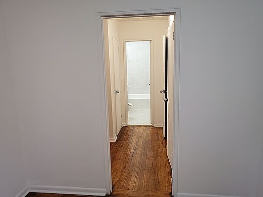 5th image of 63-11 Queens Blvd #E15