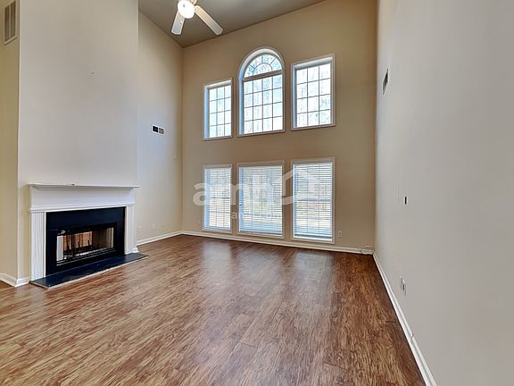 4th image of 5609 Grammercy Dr