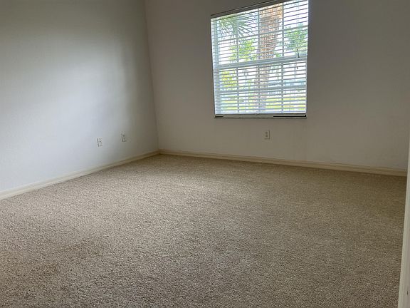5th image of 5767 Sabal Trace Dr