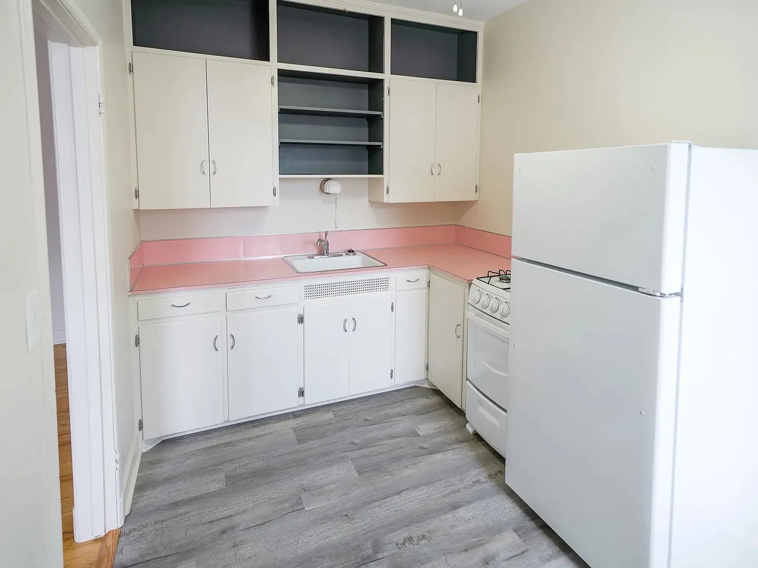 1 bed, 600 sqft, $895 — Photo 3