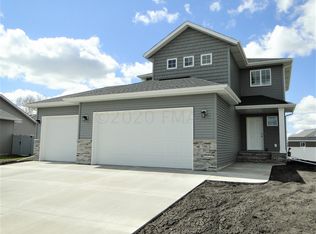 706 Woodbridge Dr, Dilworth, MN 56529