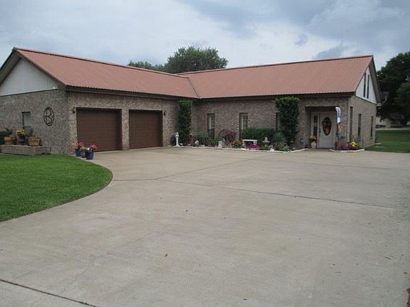 2nd image of 110 Reenie Dr