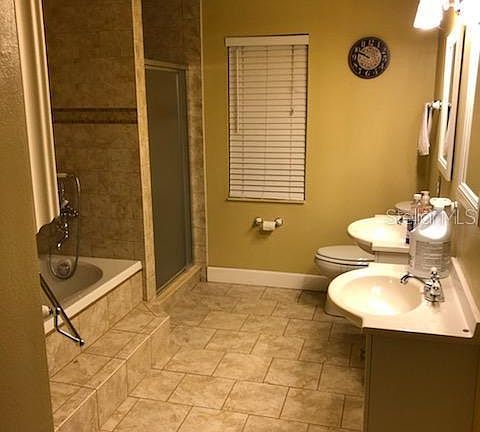3rd image of 2743 Carmel Ct
