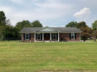 202 Eastview Dr, Bardstown, KY 40004