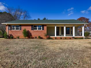 11208 Maplecrest Dr SE, Huntsville, AL 35803