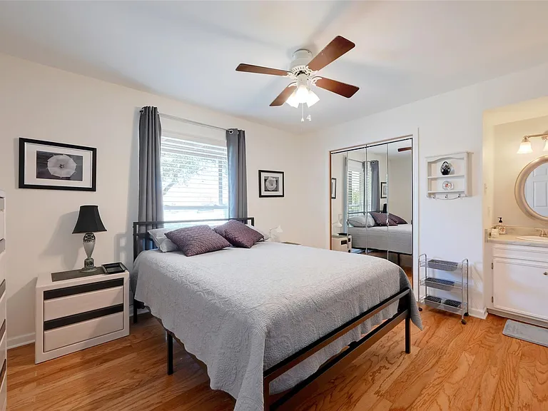 2437 Crosswind Dr — Photo 9