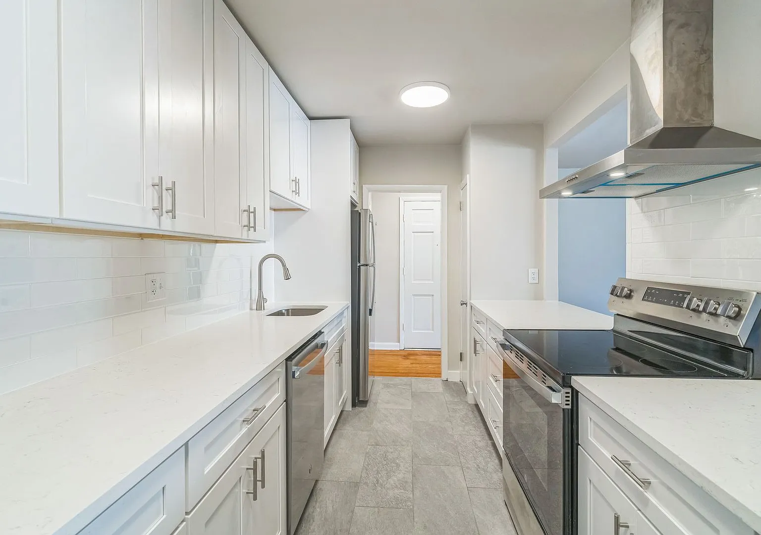 412 North Jackson Street — Photo 2