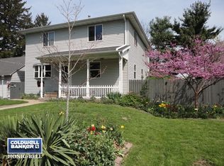 920 Laura Ave, Streator, IL 61364