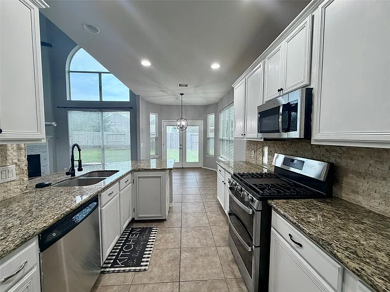30430 Legacy Pines Dr — Photo 6