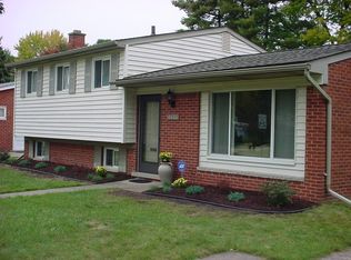 22355 Tredwell Ave, Farmington Hills, MI 48336