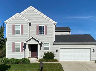 177 Moorland Pl, Sun Prairie, WI 53590