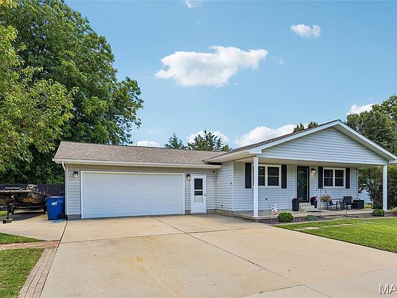 4th image of 8 Frisse Ct