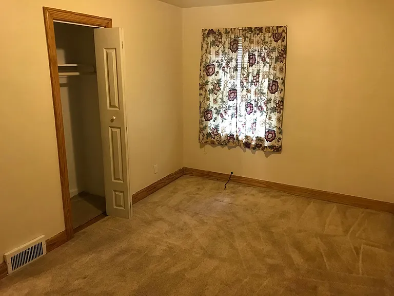 14145 Glastonbury Ave — Photo 10