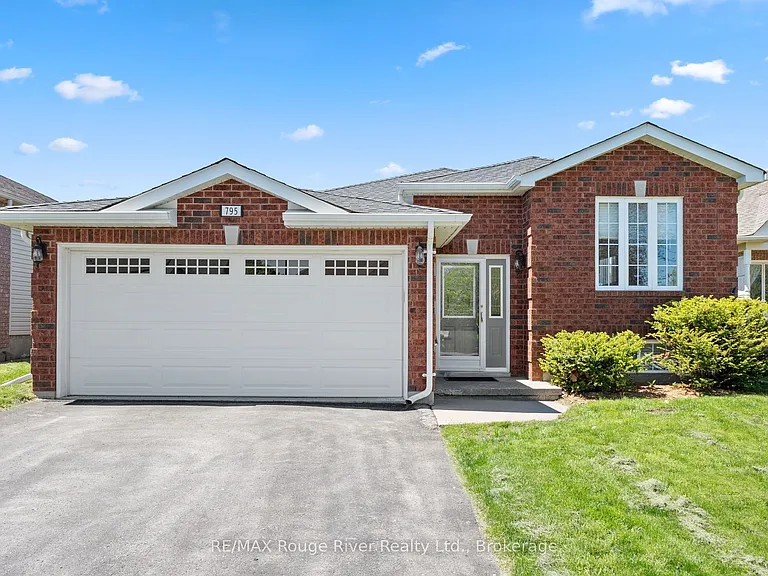 795 Munson Cres — Photo 1