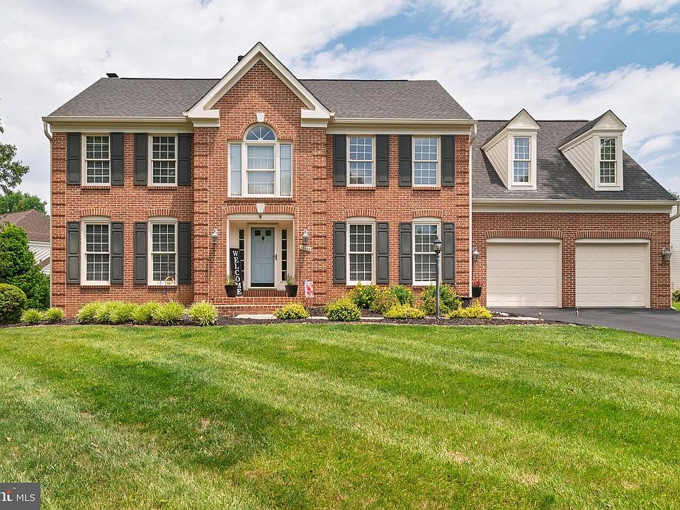 1st image of 15490 Waters Creek Dr