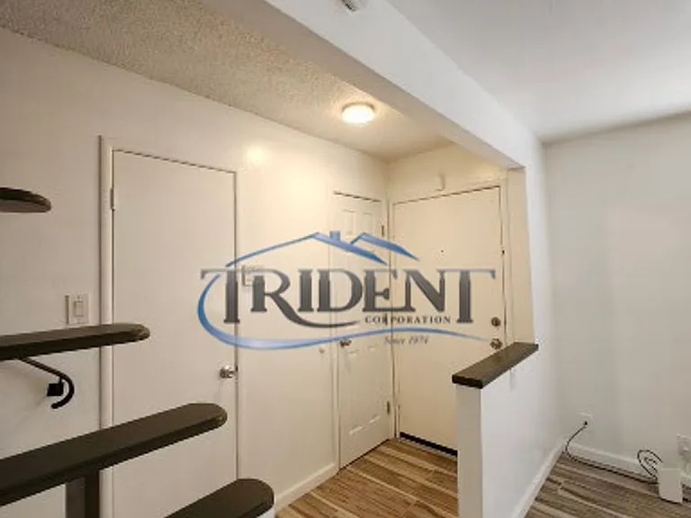 1198 Casita Dr #3 — Photo 8