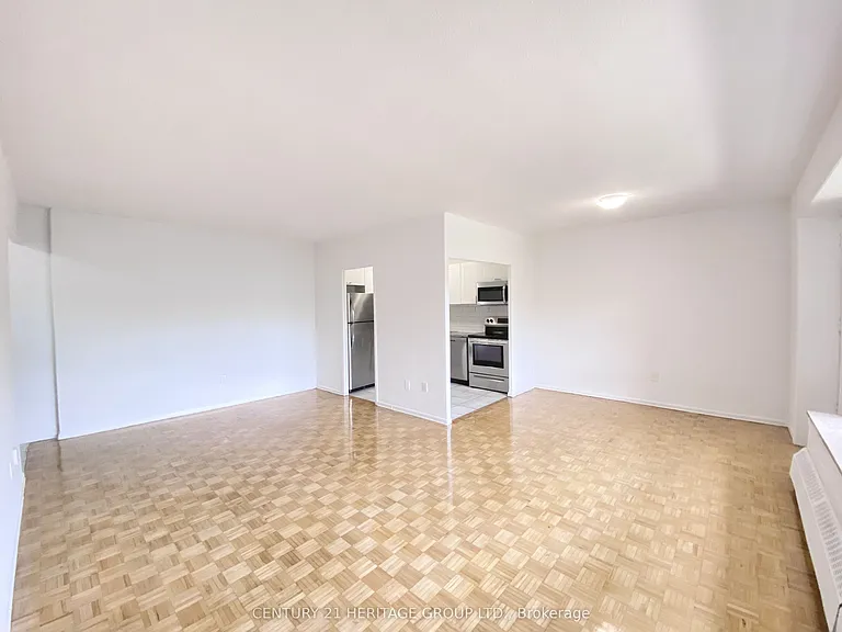10 Garfella Dr #206 — Photo 4