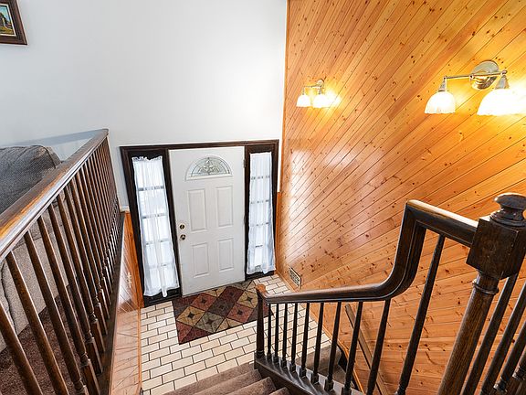 2nd image of 149 Newport Dr