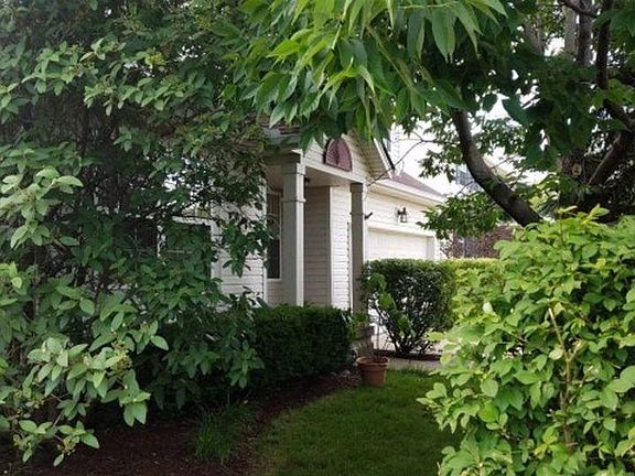 3rd image of 8467 Cameron Ct