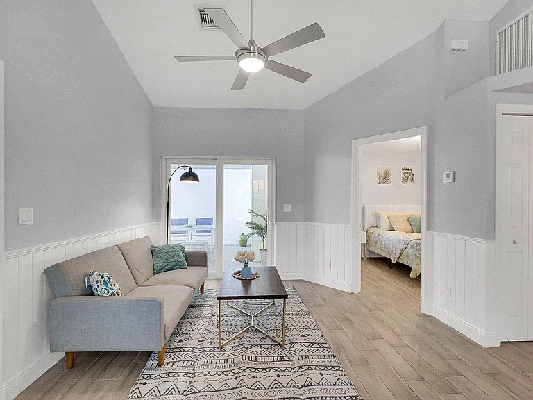 1176 Staghorn St — Photo 5