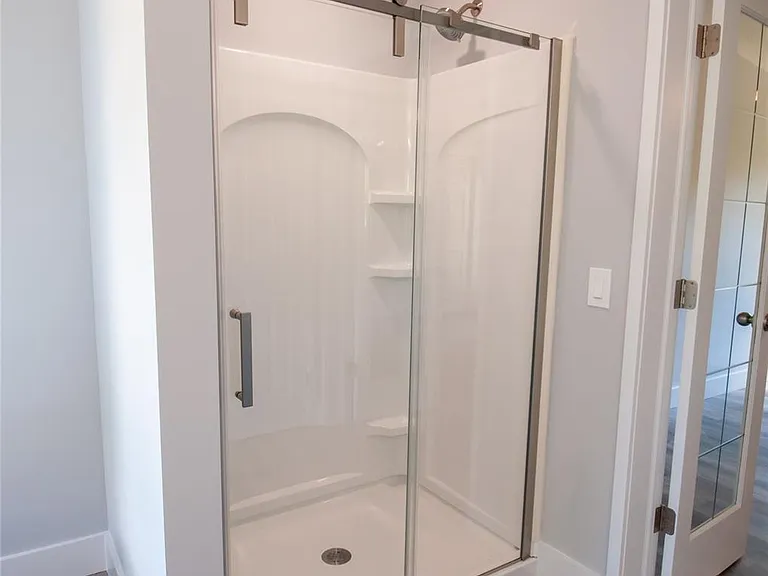 151 Scotsman Dr — Photo 12